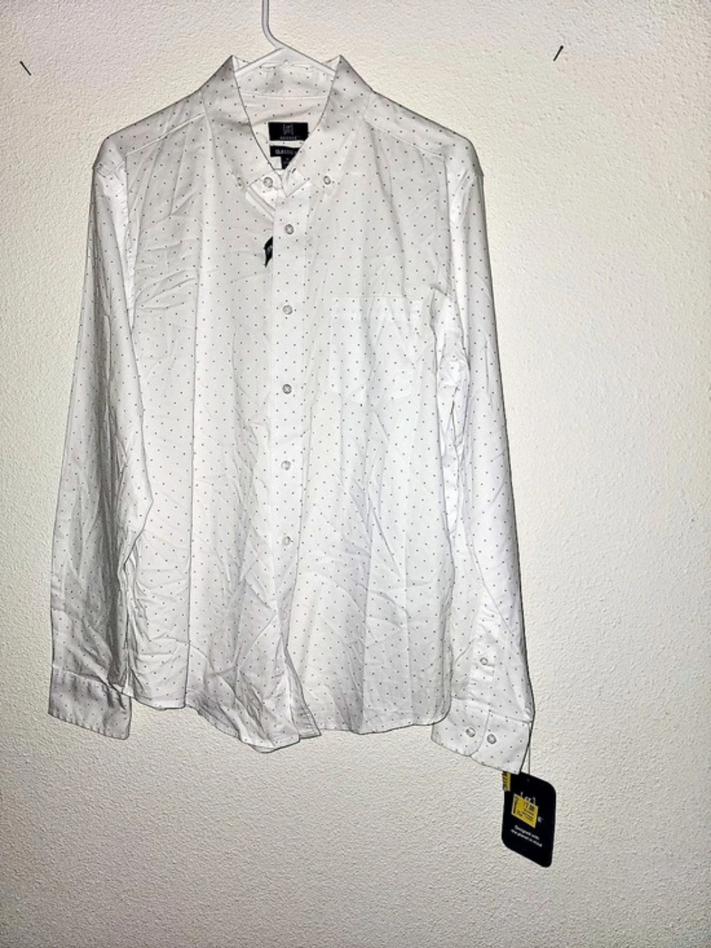 George Classic Fit Polka Dot Cotton Button Down Size Medium NWT